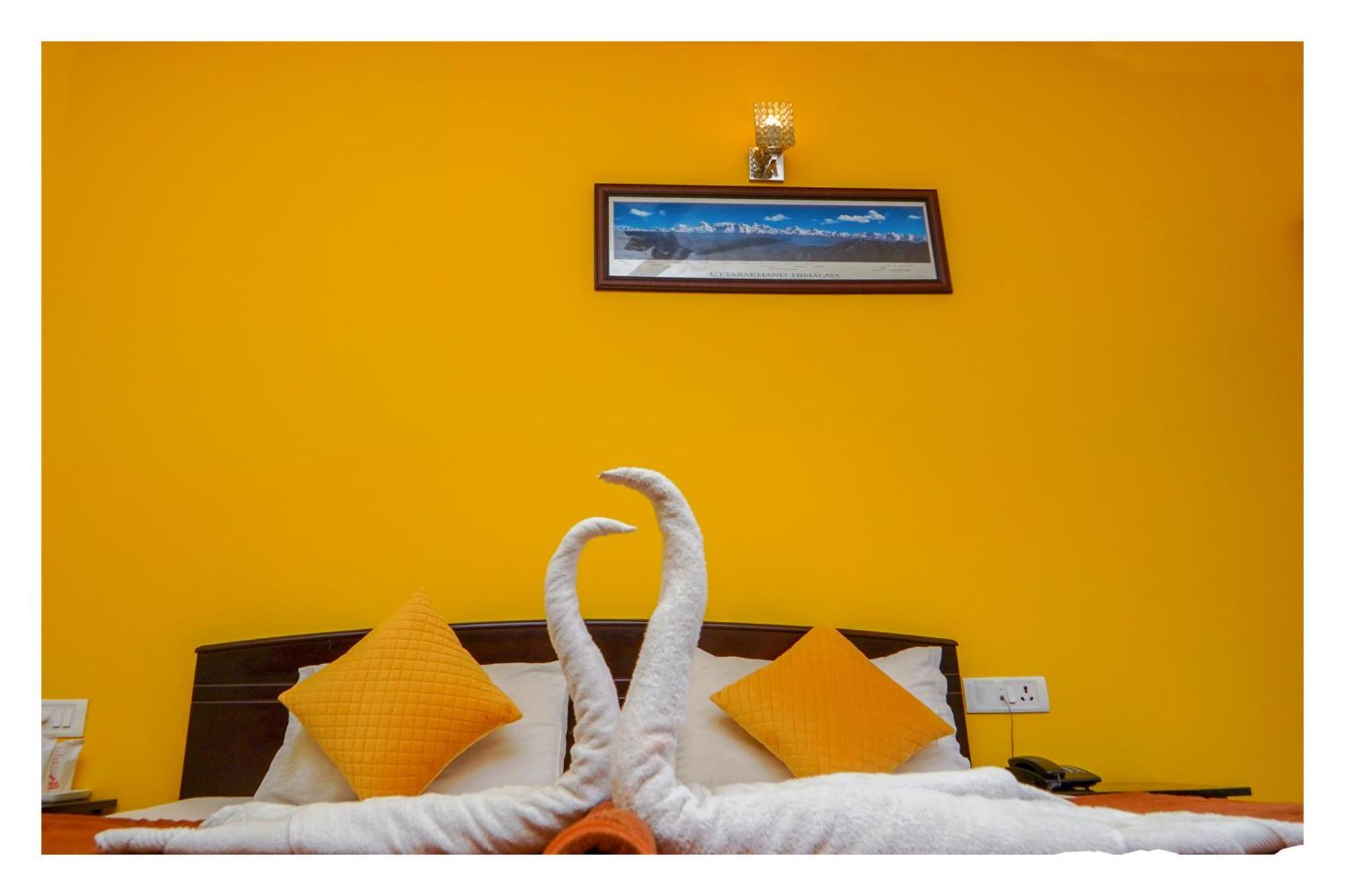 Shivalik River Retreat Almora Kültér fotó